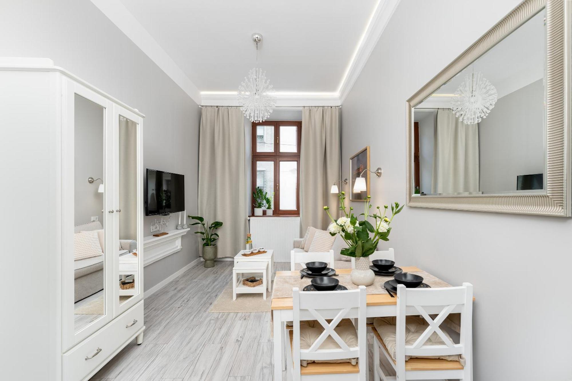 Apartment Loreto 1 By Cozyplace *